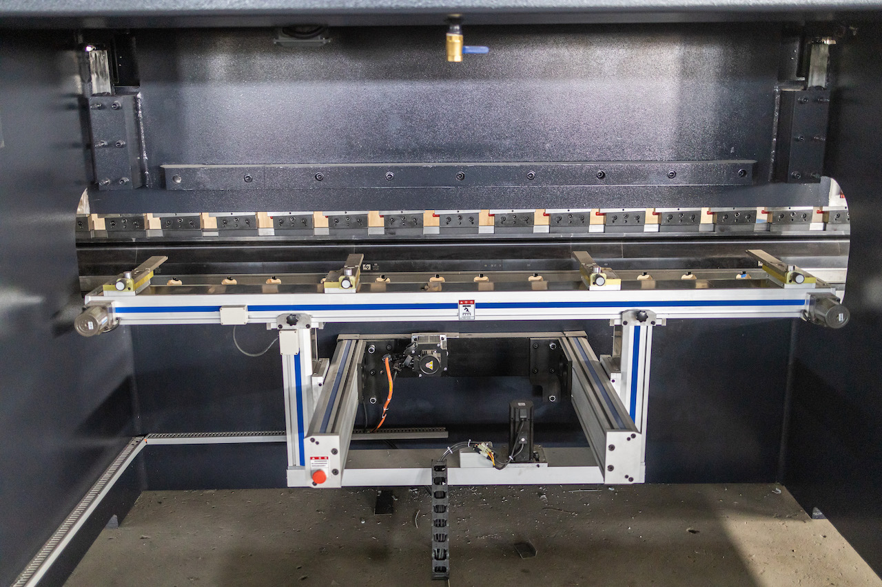 100t hydraulisk Cnc-bromspress Crowning Cnc kantpress Delem