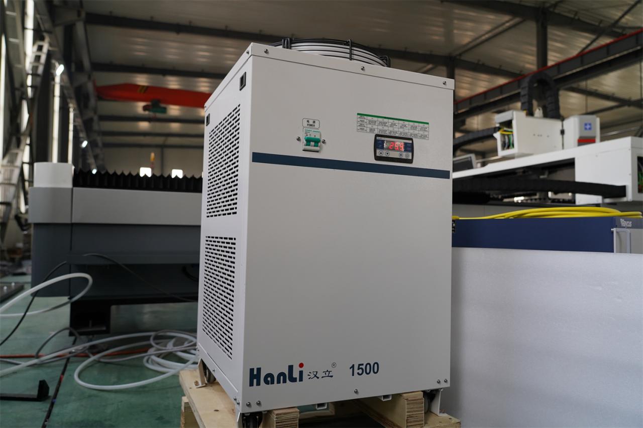 3015 4kw 1kw 2kw 3kw Stainless Steel Cnc Fiber Laser Cutting Machine 3015 4kw 1kw 2kw 3kw rostfritt stål Cnc fiberlaserskärmaskin