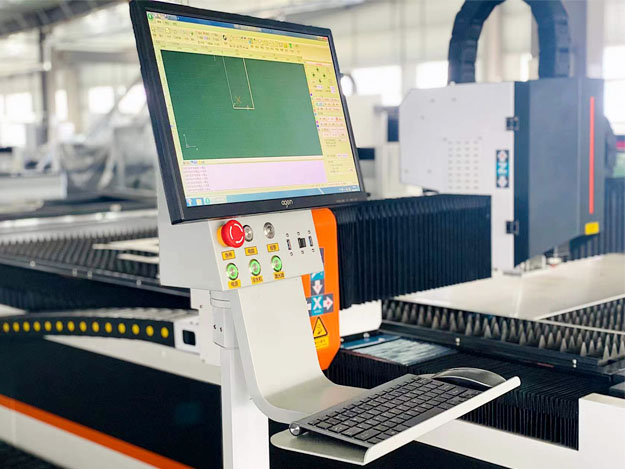 3015 Fiber Laser Cutting Machine For High-Speed Cutting Of 1-6mm Metal Materials 3015 fiberlaserskärmaskin för höghastighetsskärning av 1-6 mm metallmaterial