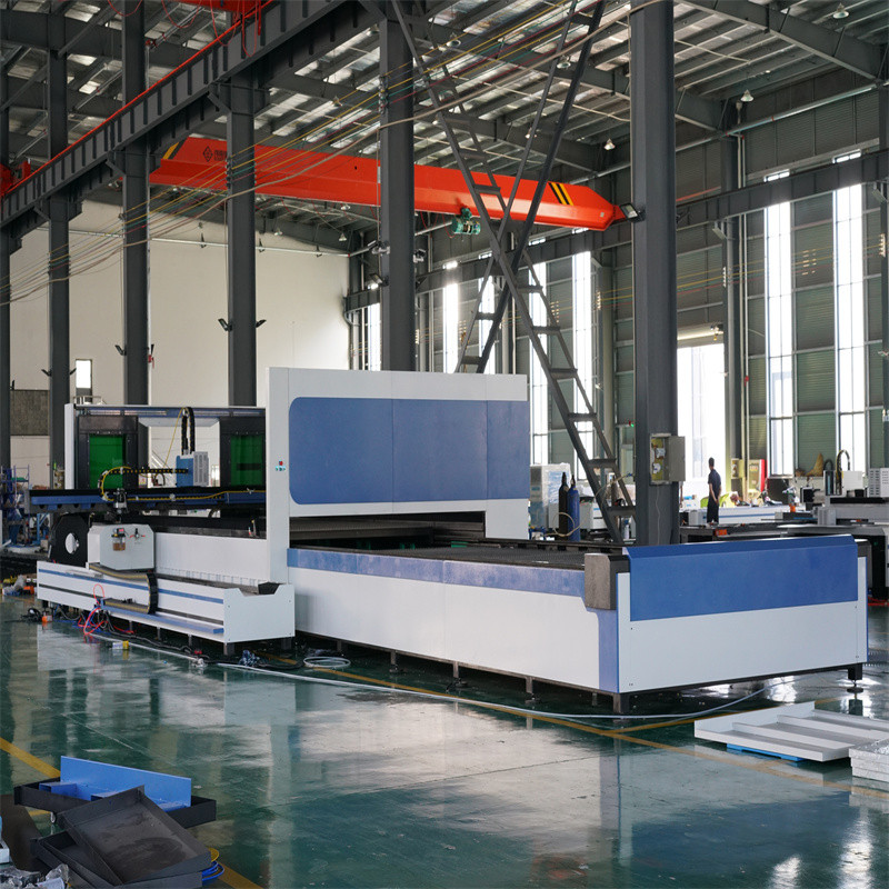 500W 1500W 4Kw Fiberlaserskärmaskin Plåtlaserskärare 2000Watt 3kw