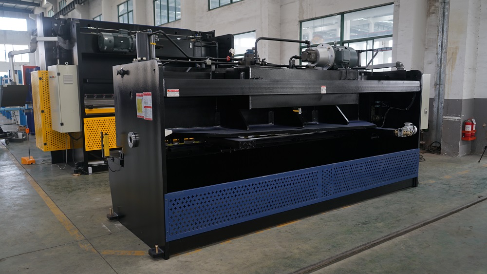6*3200mm Guillotine Shears Metal Shear Hydraulic Iron Sheet Cutting Shearing Machine 6*3200 mm giljotinsax Metallsax Hydraulisk järnplåtsskärmaskin