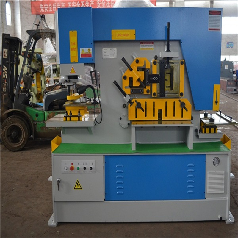 65 ton 250 ton kallstrykning 120 ton ton 90 Cnc 120 ton dubbelcylindrig hydraulisk järnarbetare