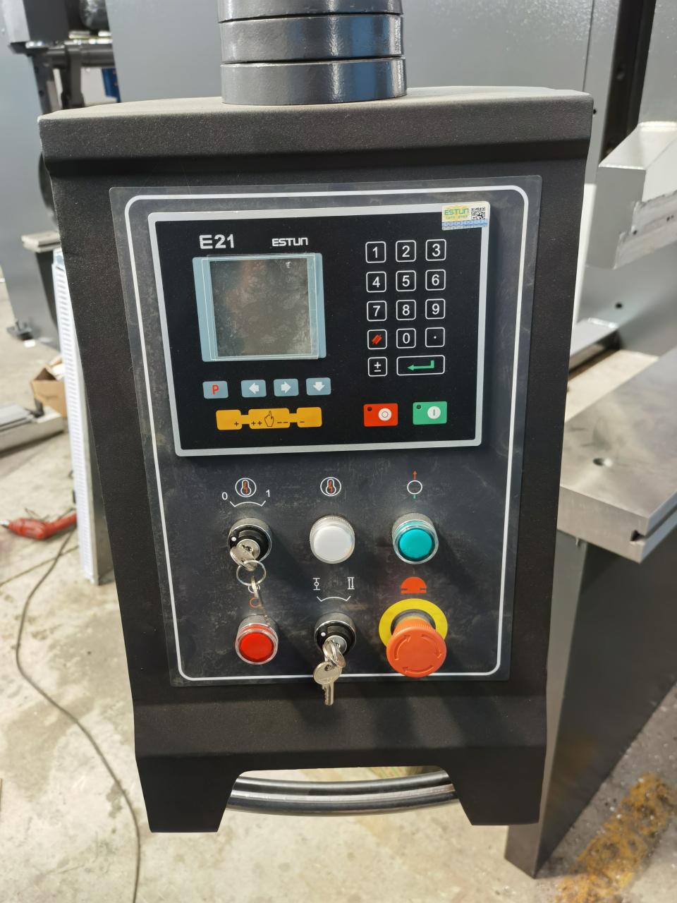 6x3200 mm plåtskärmaskin i rostfritt stål, automatisk klippmaskin för järnplåt