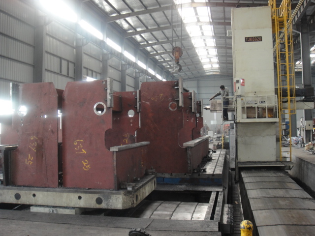 Da53t Cnc System Controller 125t4000 3+1 Axis Cnc Hydraulic Press Brake With Good Quality Da53t Cnc System Controller 125t4000 3+1 Axis Cnc Hydraulisk kantpress med bra kvalitet