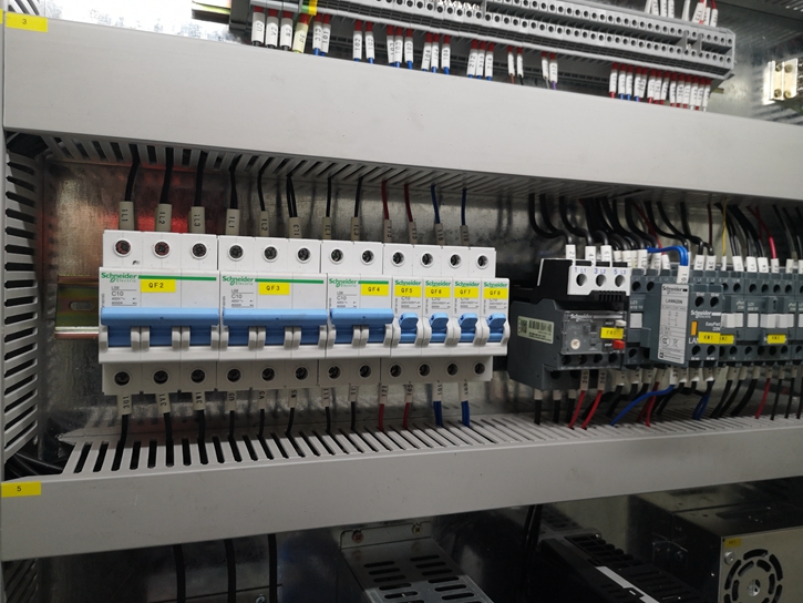 Delem Da66t 125 3+1 4+1 6+1 8+1 Cnc Hydraulic Press Brake For Metal Plate Bending Delem Da66t 125 3+1 4+1 6+1 8+1 Cnc Hydraulisk kantpress för böjning av metallplåt