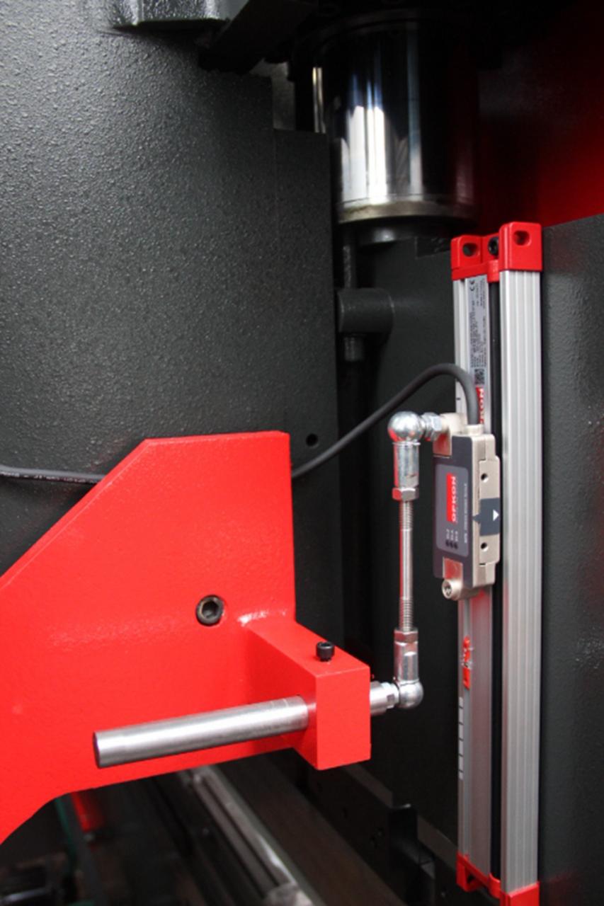 Delem Da66t 125 3+1 4+1 6+1 8+1 Cnc Hydraulic Press Brake For Metal Plate Bending Delem Da66t 125 3+1 4+1 6+1 8+1 Cnc Hydraulisk kantpress för böjning av metallplåt