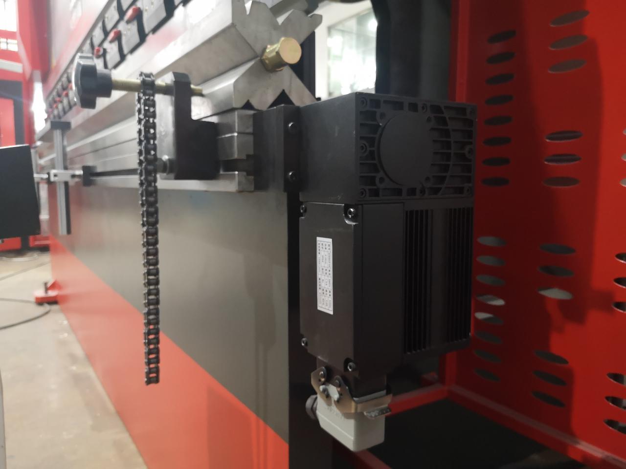 Delem Da66t 125 3+1 4+1 6+1 8+1 Cnc Hydraulic Press Brake For Metal Plate Bending Delem Da66t 125 3+1 4+1 6+1 8+1 Cnc Hydraulisk kantpress för böjning av metallplåt