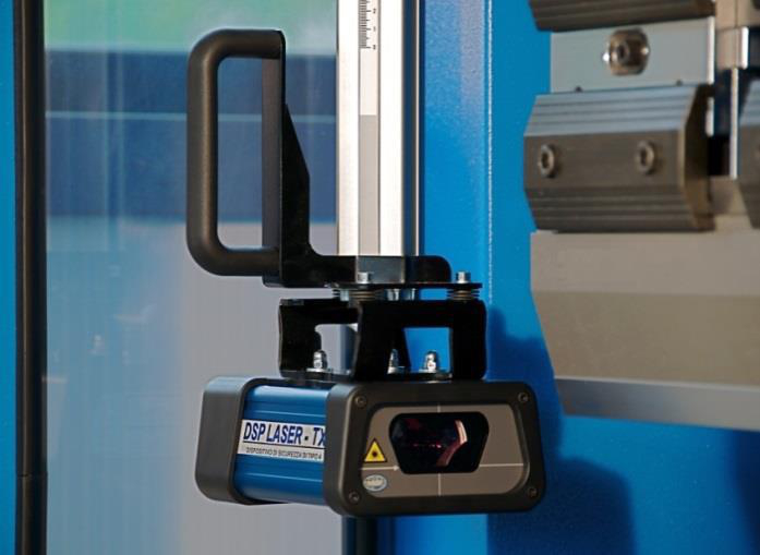 Full Automatic High Power Sheet Bending Machine And Cnc Press Brake Machine Helautomatisk högeffekts arkbockningsmaskin och Cnc kantpressmaskin