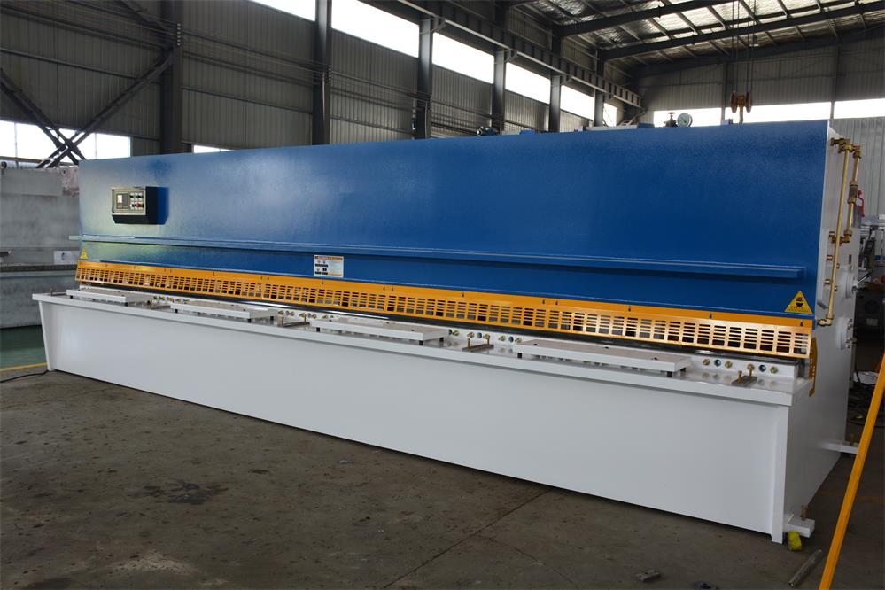 Hydraulic Pendulum Shearing Machine Cnc Automatic Guillotine Shearing Machine Hydraulisk pendelklippningsmaskin Cnc automatisk giljotinklippningsmaskin