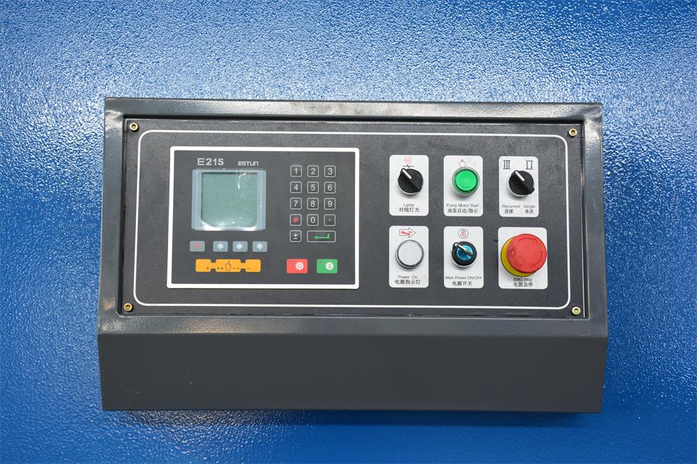 Hydraulic Pendulum Shearing Machine Cnc Automatic Guillotine Shearing Machine Hydraulisk pendelklippningsmaskin Cnc automatisk giljotinklippningsmaskin