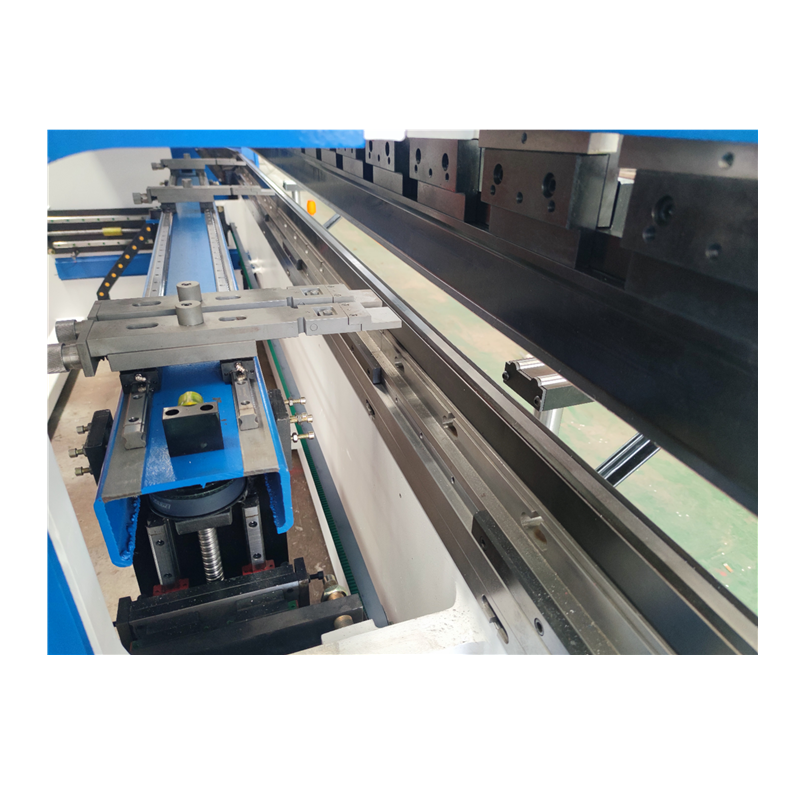 Hydraulic Press Brake Of 130t/3200mm 4+1 Axis Delem Da53t Cnc Press Brake Hydraulisk kantpress med 130t/3200mm 4+1-axel Delem Da53t Cnc kantpress