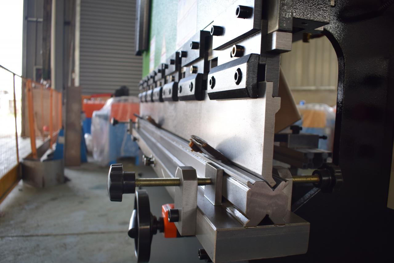 Hydraulic Sheet Metal Bending Cnc Press Brake Machine Wc67y Hydraulisk plåtböjning Cnc kantpressmaskin Wc67y