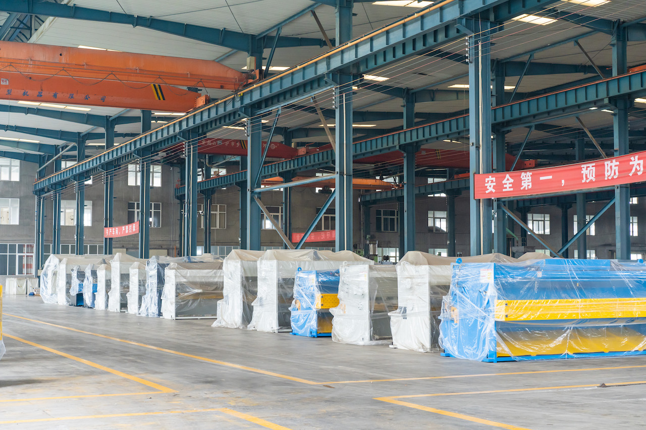 Qc11y 8x3200 Sheet Metal Shearing Machine Steel Plate Hydraulic Shearing Machine Qc11y 8x3200 plåtklippningsmaskin Stålplåtshydraulisk klippmaskin