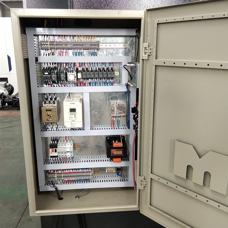 Qc12k-4x2500 Cnc Hydraulic Customized Shearing Machine Cutting Machine Qc12k-4x2500 Cnc Hydraulisk anpassad klippmaskin skärmaskin