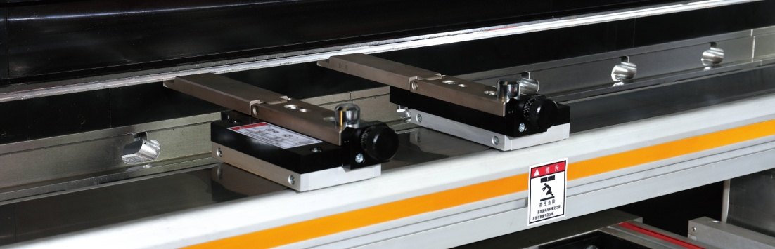 Steel Sheet Aluminum Bending Hydraulic Press Brake Machine Stålplåt Aluminiumböjd hydraulisk kantpressmaskin