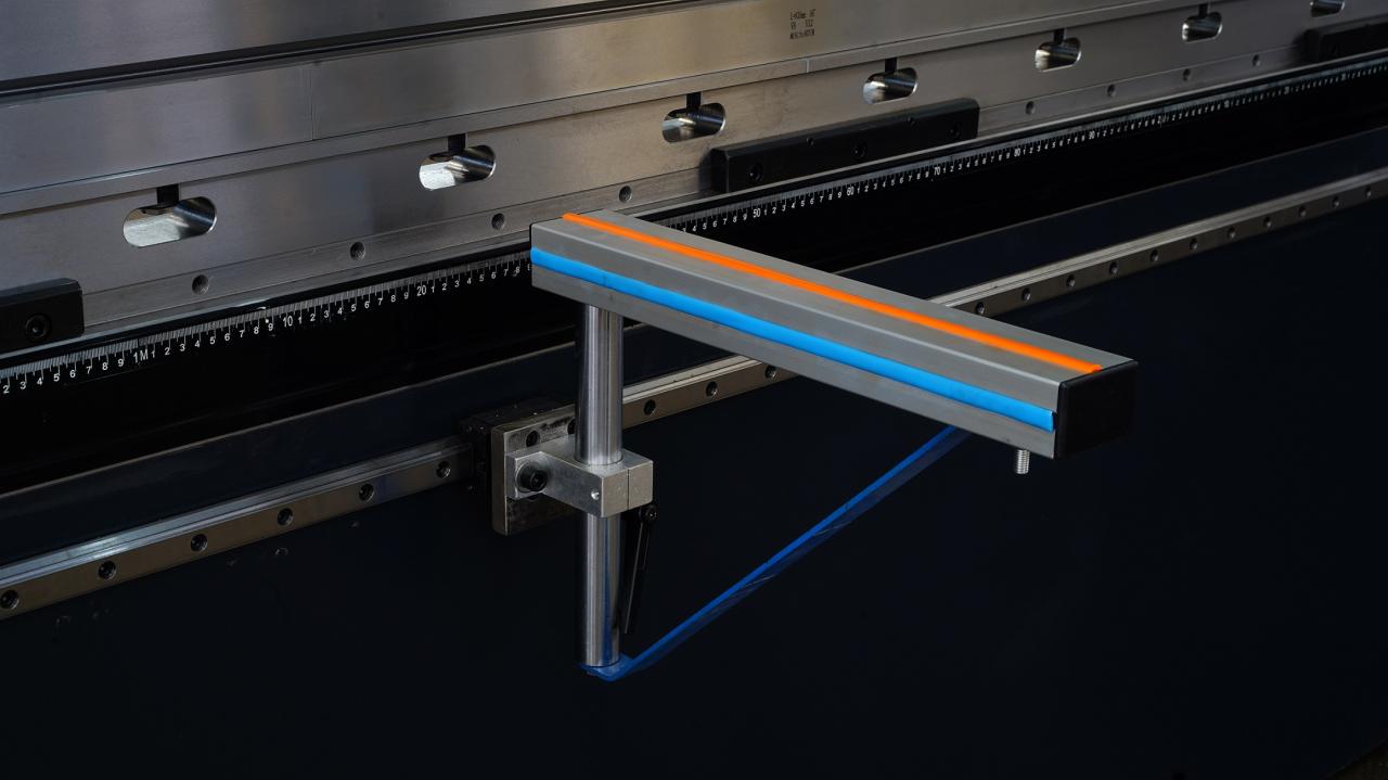 Wc67k-400T Cnc Plc manuell plåtbockningsmaskin Hydraulisk Nc kantpressmaskin